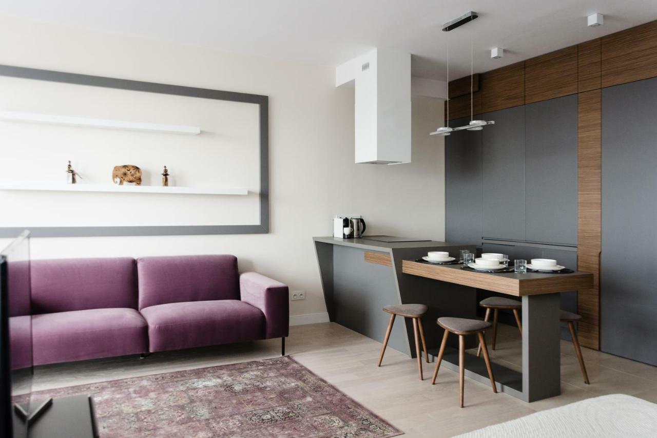Luxlux Apartments Metro Slodowiec Warsaw Exterior photo