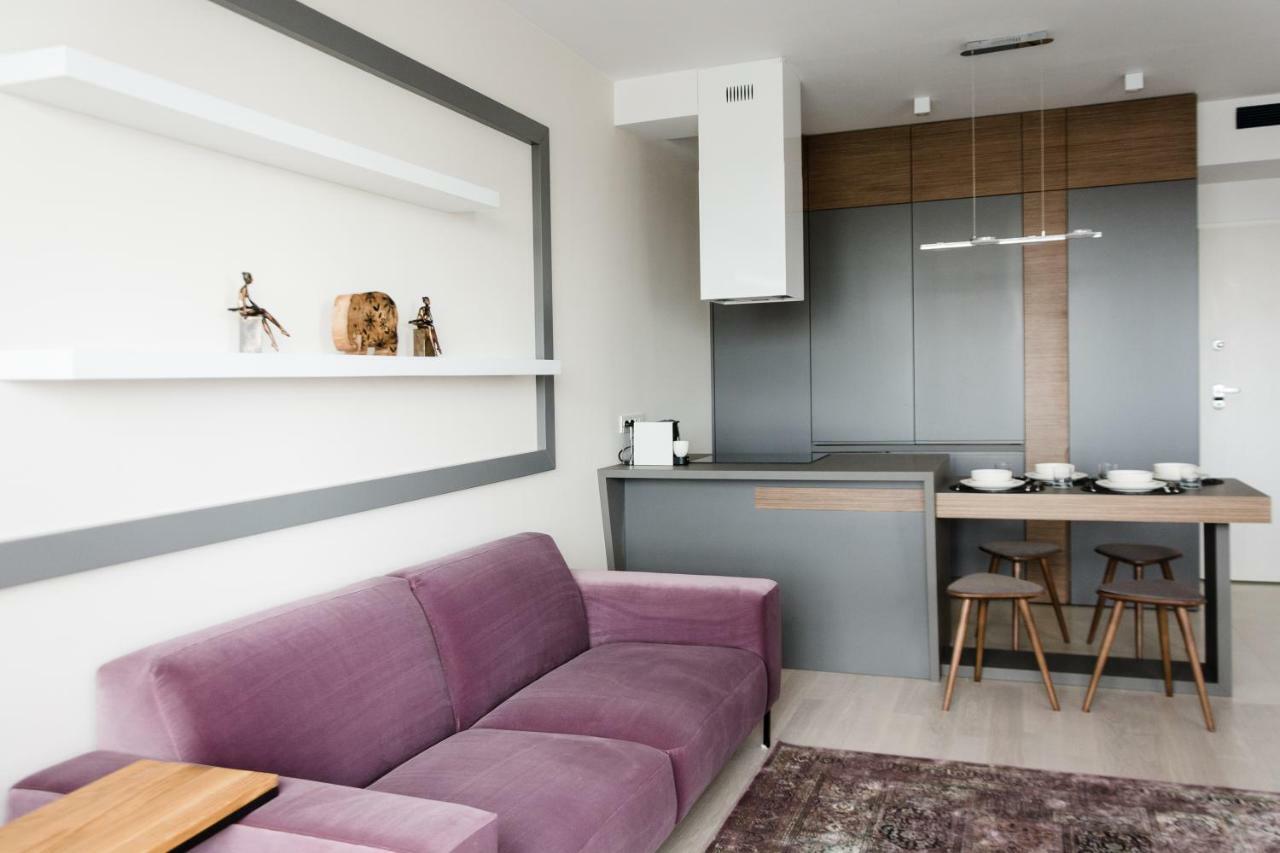 Luxlux Apartments Metro Slodowiec Warsaw Exterior photo
